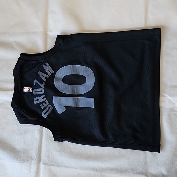 Nike NBA  North De Rozan Jersey - Kids Small - Picture 4 of 6